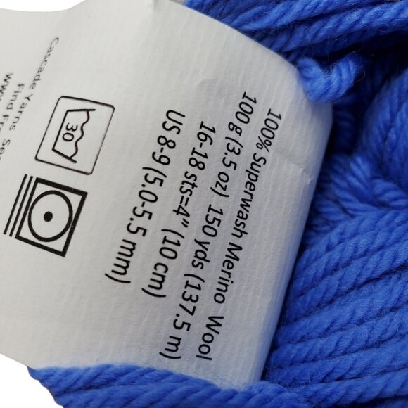cascade yarns aran 220 superwash merino wool 2 skeins Blue 845 Yarn - Picture 9 of 10